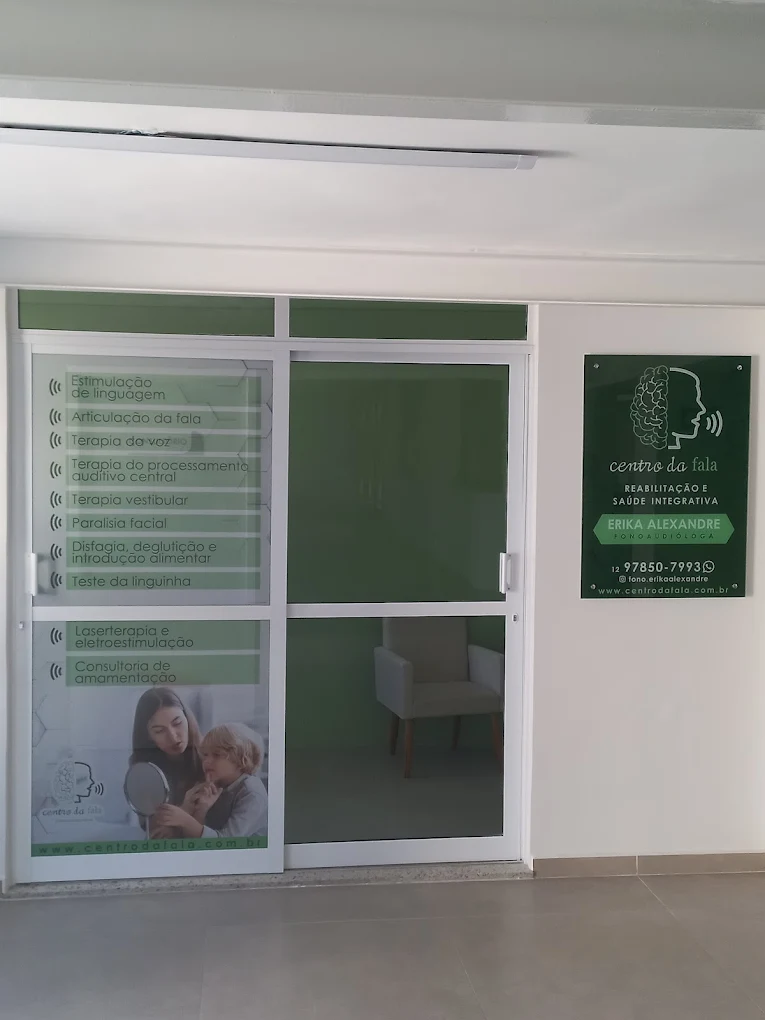 Instalações do Centro da Fala - Ambiente moderno e acolhedor para atendimento fonoaudiológico